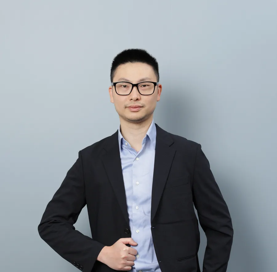 胸腔內科邱華彥醫師形象照